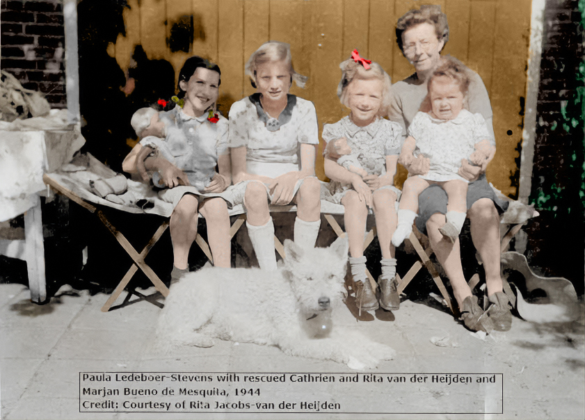 Click for photo in separate window paulina_josina_maria_stevens__1945_.jpg