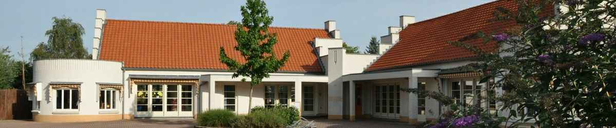 Click for photo in separate window groenestraat_210_school.jpg