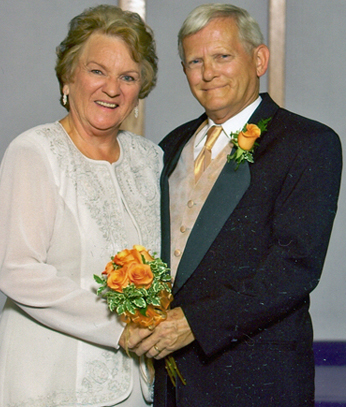Click for photo in separate window janet_and_bob_kelderman_2004.jpg