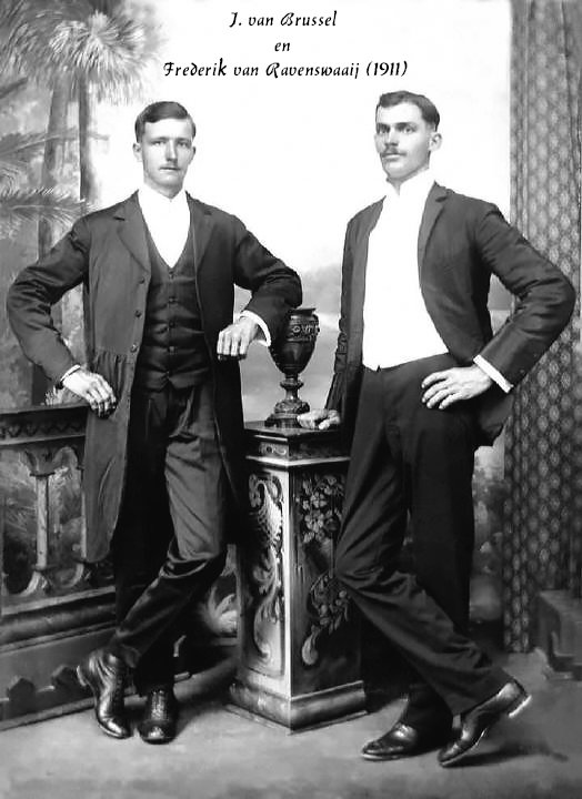 Klik voor foto in apart venster j._van_brussel_en_frederik_van_ravenswaaij__1911_.jpg