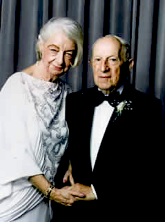 Klik voor foto in apart venster grete__82_j.____ernst_eichenwald__90_j.__in_1986.jpg