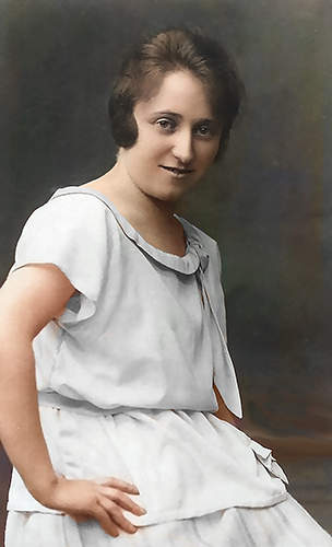 Klik voor foto in apart venster therese_heumann__1900-1994_.jpg