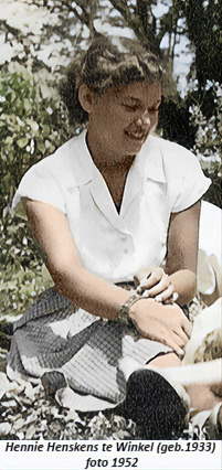 Klik voor foto in apart venster hennie_henskens-te_winkel_geb.1933.jpg