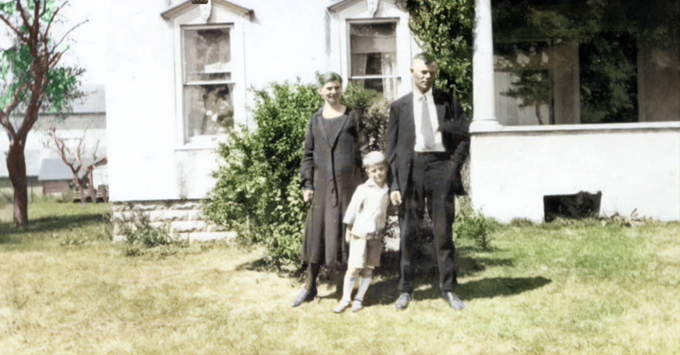 Klik voor foto in apart venster frans_wisse_kooistra_en_berber_engelsma_1928.jpg