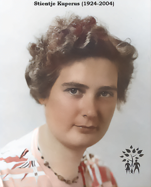 Klik voor foto in apart venster stientje_kuperus__1924-2004_.jpg