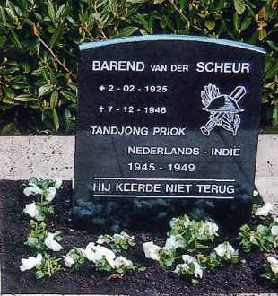 Klik voor foto in apart venster schoonhoven_monument_voor_barend_van_der_scheur.jpg