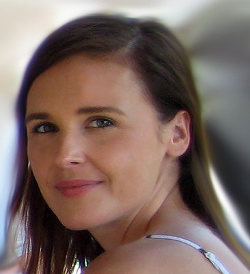 Klik voor foto in apart venster caitlin_louise_lynch.jpg