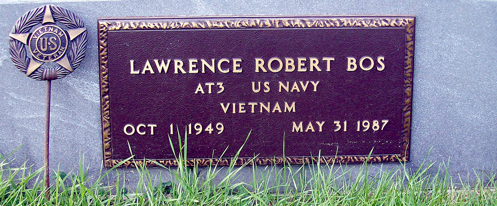 Klik voor foto in apart venster lawrence-robert-jr-_1949-1987_.png