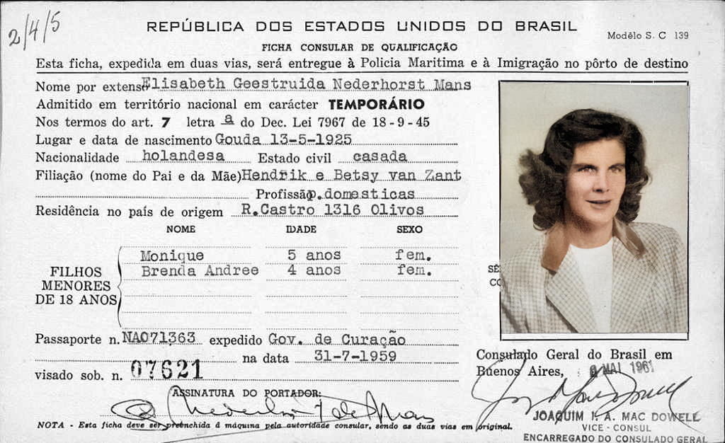Klik voor foto in apart venster elisabeth_geertruida__elly__nederhorst_brazil_1961.jpg