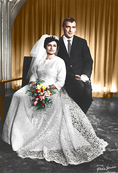 Klik voor foto in apart venster aline__linda__vandecasteele_en_cornelis_van_stein-11-05-1965.jpg