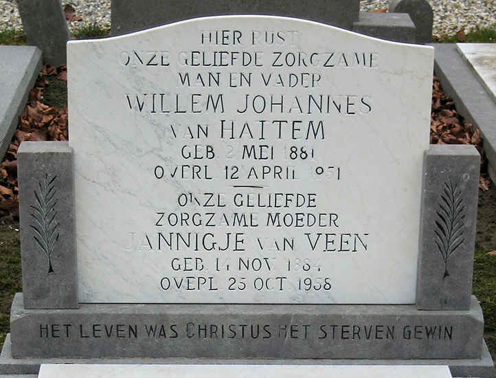 Klik voor foto in apart venster grafsteen_willem_johannes_van_hattem_en_jannigje_van_veen.jpg