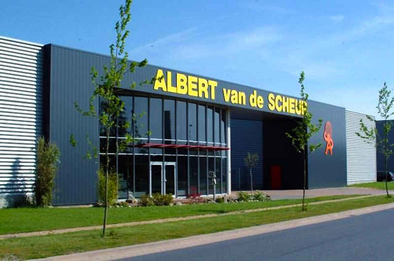 Klik voor foto in apart venster albert_vd_scheur.jpg