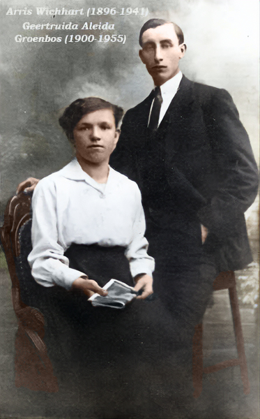 Klik voor foto in apart venster arris_wichhart___geertruida_aleida_groenbos__1922_.jpg