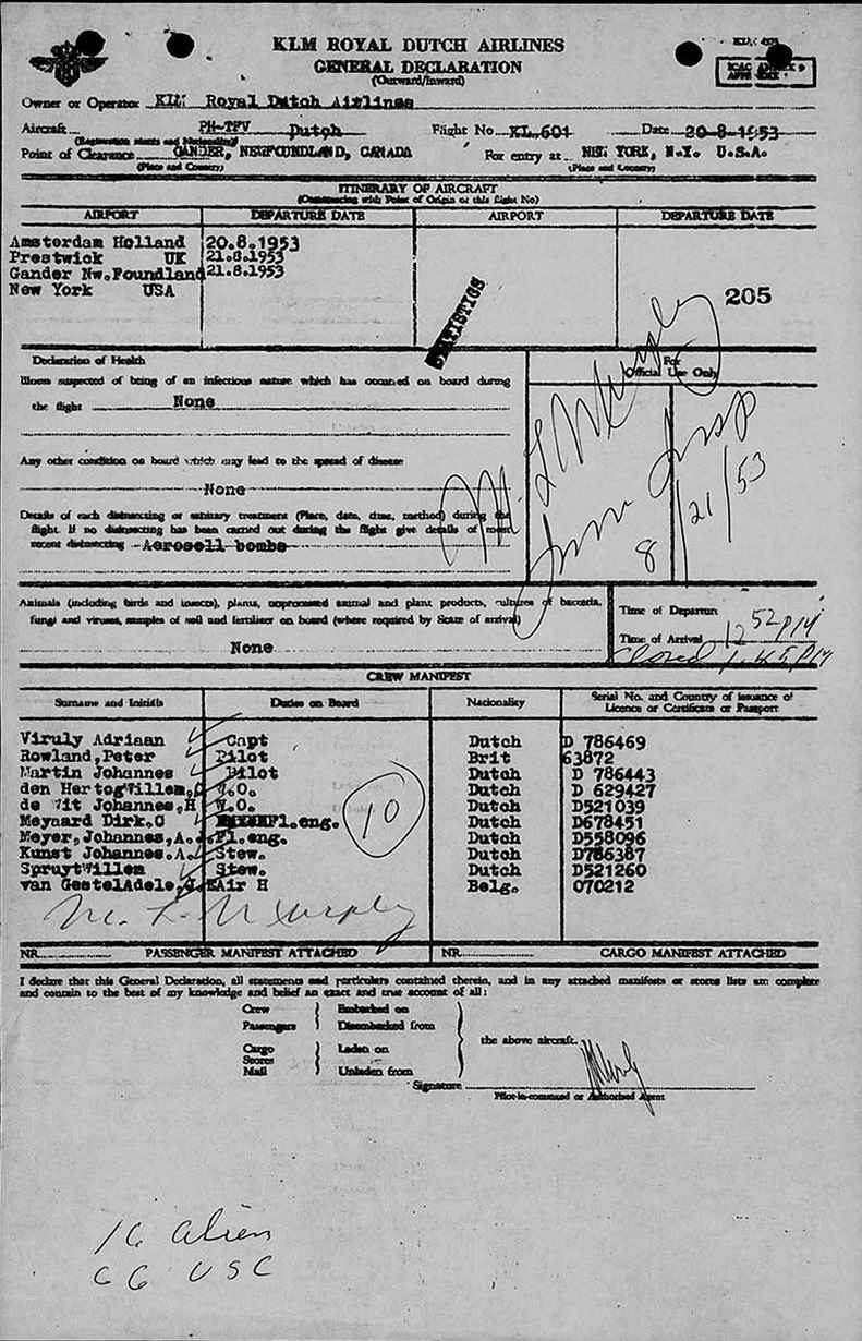 Klik voor foto in apart venster thomas_mattheus_lington_klm_1953-001.jpg
