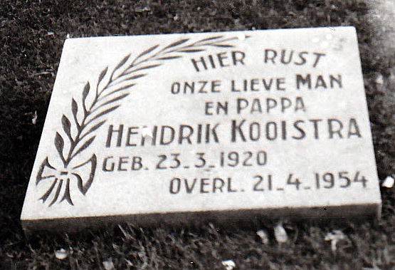 Klik voor foto in apart venster hendrik_kooistra_1920_1954.jpg