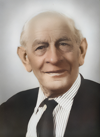 Klik voor foto in apart venster jacobus_groenewegen_van_der_weijden__1897-1967_.jpg